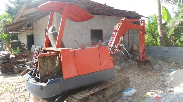 ขายรถแม็คโคร คูโบต้ารุ่น30 สภาพใช้งานได้ปรกติ เครื่องดีราคาเบาๆ