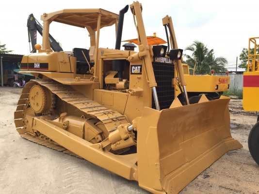ขายด่วนแทรกเตอร์CAT D6H สภาพเดิมๆ พร้อมใช้งาน เอกสารเล่มทะเบียน
