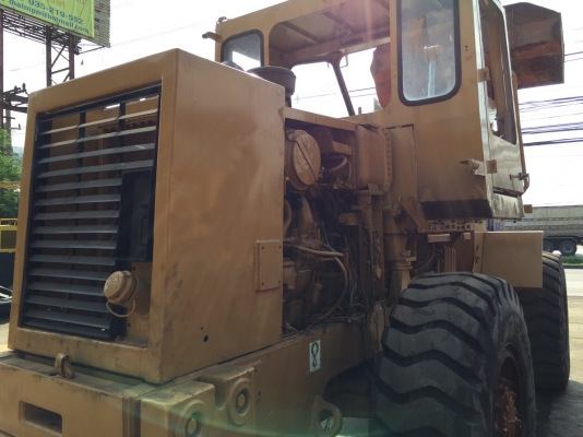 ขายด่วนรถตักล้อยางCAT 926E ทำสีตรวจเช็คพร้อมใช้งาน เอกสารเล่มทะเบียน