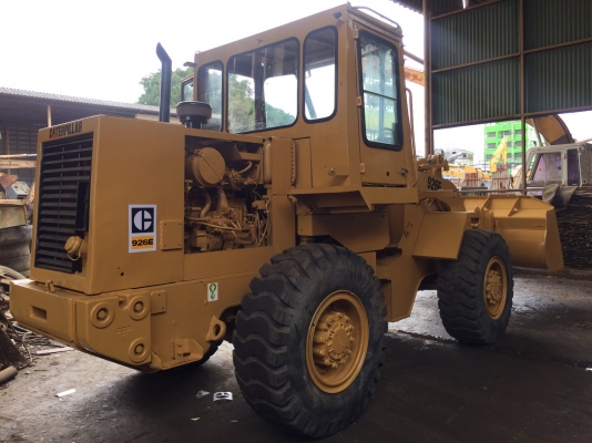 ขายด่วนรถตักล้อยางCAT 926E ทำสีตรวจเช็คพร้อมใช้งาน เอกสารเล่มทะเบียน