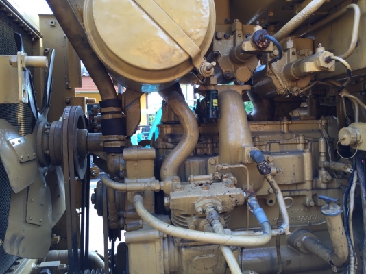 ขายด่วนรถตักล้อยางCAT 926E ทำสีตรวจเช็คพร้อมใช้งาน เอกสารเล่มทะเบียน