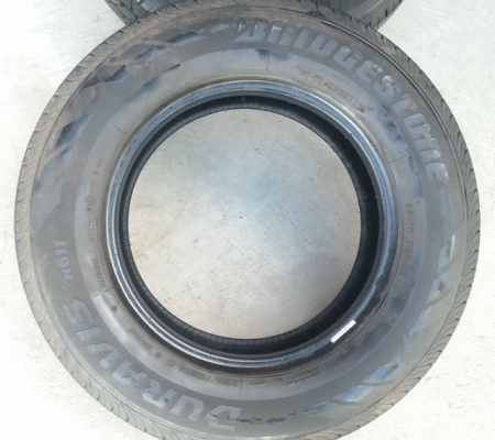 ขายยาง205/70/15 ปี 15 BRIDGESTONE R611 4 เส้น