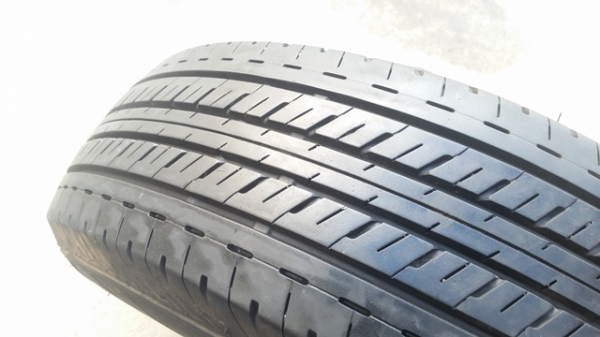 ขายยาง205/70/15 ปี 15 BRIDGESTONE R611 4 เส้น