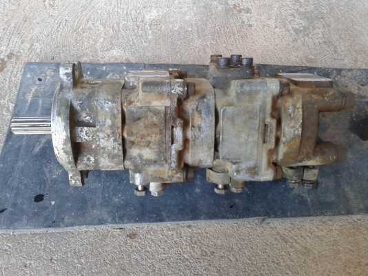 ขายปั้มไฮดรอบิคแบคโฮPC20-6