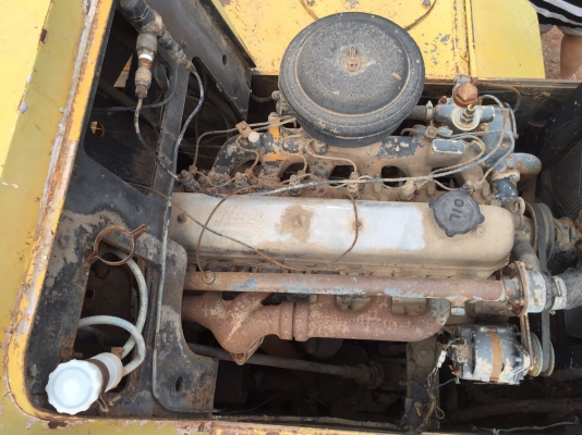 ขายด่วนรถบดล้อยาง7ล้อWATANABE WP15WE ทำสีตรวจเช็คพร้อมใช้งาน เอกสารเล่มทะเบียน