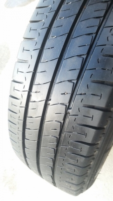 ขายยาง215/65/16 ปี 15 MICHERLIN AGILIS 4 เส้น