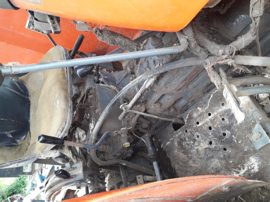 ขายรถไถคูโบต้า m8030 สองเพลาพร้อมอุปกรณ์ผาน 6 และใบมีดดันหน้า