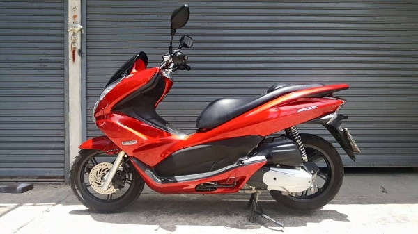 ขออนุญาติขาย HONDA PCX 125i IDLING STOP ฟรีค่าโอน ขออนุญาติขาย HONDA PCX 125i IDLING STOP ฟรีค่าโอน