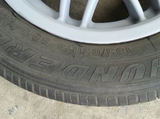 ขอบ14นิ้ว4รู100 พร้อมยาง สวยๆ 4 ล้อ ราคา 4800 บาท ขอบ14นิ้ว4รู100 พร้อมยาง สวยๆ 4 ล้อ ราคา 4800 บาท