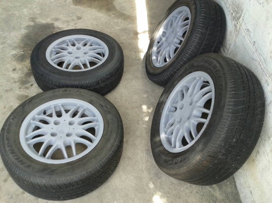 ขอบ14นิ้ว4รู100 พร้อมยาง สวยๆ 4 ล้อ ราคา 4800 บาท ขอบ14นิ้ว4รู100 พร้อมยาง สวยๆ 4 ล้อ ราคา 4800 บาท