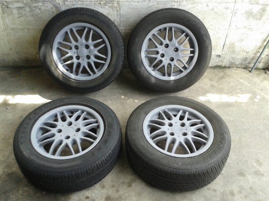 ขอบ14นิ้ว4รู100 พร้อมยาง สวยๆ 4 ล้อ ราคา 4800 บาท