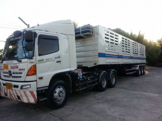 ขาย!!! รถบรรทุกหัวลากพร้อมคอก ขาย!!! รถบรรทุกหัวลากพร้อมคอก