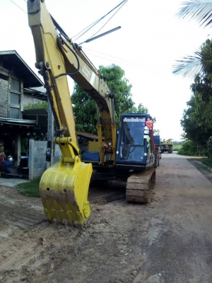 ขายรถขุดแบ็คโค SK120-2 KOBELCO 045ช่วงล่างโซ่ ลูเลอร์ ใหม่ บุงกี๋เอวแน่น