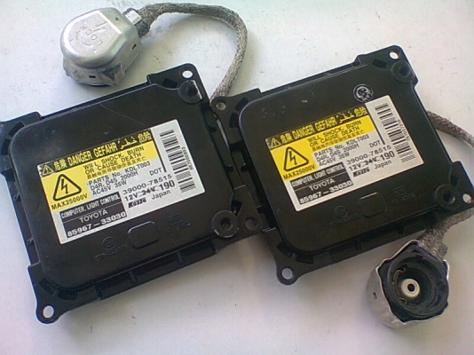 บัลลาสต์ไฟ XENON KOITO TOYOTA ตรงรุ่น D4R D4S บัลลาสต์ไฟ XENON KOITO TOYOTA ตรงรุ่น D4R D4S