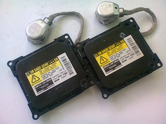 บัลลาสต์ไฟ XENON KOITO TOYOTA ตรงรุ่น D4R D4S บัลลาสต์ไฟ XENON KOITO TOYOTA ตรงรุ่น D4R D4S