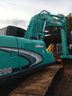 ขาย!! >>> Kobelco Sk200 Mark6 Yn07 <<< เอกสารเล่มทะเบียน ราคา 1,290,000 บาท