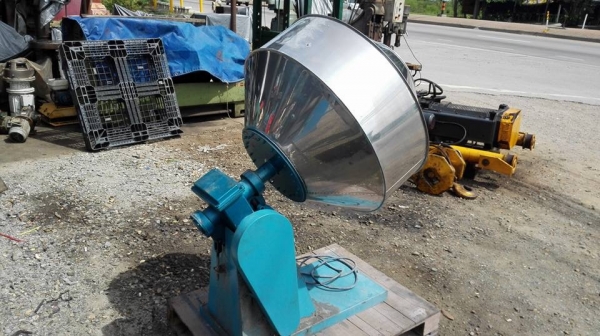 ** SOLD ** เครื่องผสมสีพลาสติก KAICHENG Made in TAIWAN ไฟ 380V สภาพสดถอดจากไลน์ผลิตโรงงาน