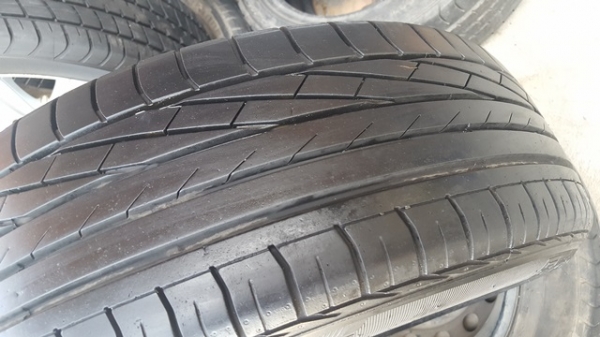 ขายล้อMazda2 16สีกัล ยาง185/55/16 ปี 13 4 ล้อ