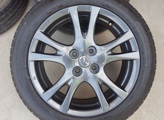ขายล้อMazda2 16สีกัล ยาง185/55/16 ปี 13 4 ล้อ