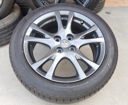 ขายล้อMazda2 16สีกัล ยาง185/55/16 ปี 13 4 ล้อ