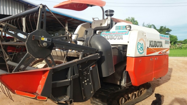 ขายรถเกี่ยว DC 70 พร้อมตัวลาก 1179 ชม.ซื้อไปไม่ต้องทำอะไร เปลี่ยน อย่างเดียวครับ ลุยงานได้เลยครับ ราคานี้คุ้มสุดๆครับ.. ขายรถเกี่ยว DC 70 พร้อมตัวลาก 1179 ชม.ซื้อไปไม่ต้องทำอะไร เปลี่ยน อย่างเดียวครับ ลุยงานได้เลยครับ ราคานี้คุ้มสุดๆครับ..