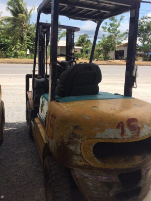 รถยก2คัน KOMATSU 2.5ตัน เสา4 พร้อมใช้ เดิมๆทั้ง2คันรุ่น14
