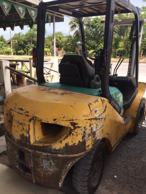 รถยก2คัน KOMATSU 2.5ตัน เสา4 พร้อมใช้ เดิมๆทั้ง2คันรุ่น14