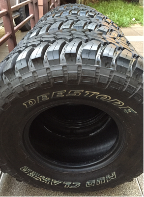 ยาง Mud Deestone 33 12.5 R15 ปลายปี13 ดอกเต็ม ไม่มีปะ ราคาไม่แพง ยาง Mud Deestone 33 12.5 R15 ปลายปี13 ดอกเต็ม ไม่มีปะ ราคาไม่แพง