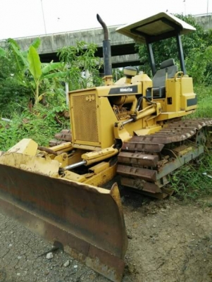KOMATSU D2-5