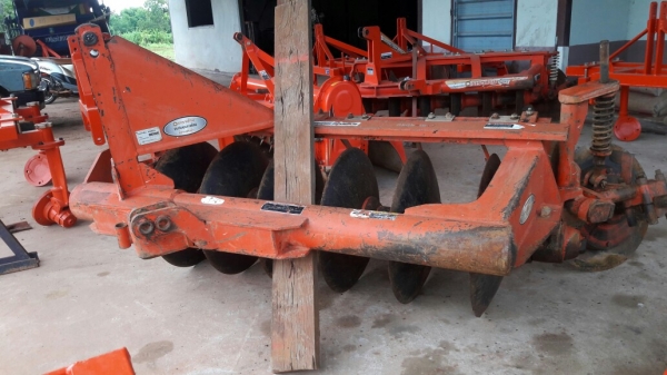 ขายผาน24x6 ตราช้างใส่รถไถรุ่นM50,60