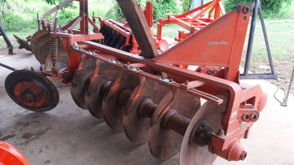 ขายผาน24x6 ตราช้างใส่รถไถรุ่นM50,60