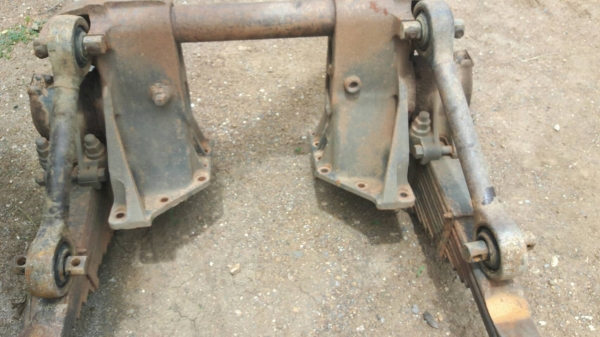 ขายเพลาโบกี้ร็อก240 นางฟ้าพร้อมปีกผีเสื้อเดิมพร้อมขาลูกหมาก6ขา23000