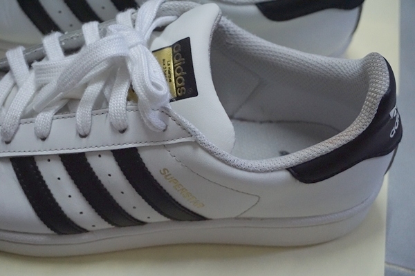 ขายรองเท้าแท้100\% จากUS  adidas stan smith สีเขียว มือหนึ่ง และ adidas superstar มือสอง ไซส์ US6 / UK5.5 / EU38.7 / JP240 (ใครใส่รองเท้าไซส์ 38-38.7 หรือเท้ายาว 24ซม. สามารถใส่ได้)