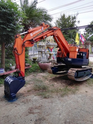 ขาย แมคโฮ HITACHI รุ่น30UR