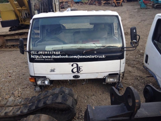 สินค้าเก่านอก ขายถูกด่วนๆหัวเก๋งรถบรรทุก6ล้อกลาง / CABIN NISSAN รุ่น:PU41H4(รุ่นยกหัวได้/มีขาหลัง/เบาะขาด) ราคาเพียง 40,000 บาท
