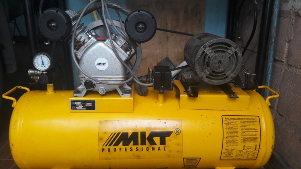 ปั้มลม64ลิตรมอเตอร์มิตชู1/2แรง