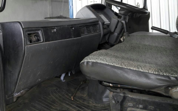 หกล้อ ฮีโน่ FC4J145ปี42ช่วงยาว5.50ม สภาพดีสวยพร้อมใช้ ทะเบียนพร้อมโอน หกล้อ ฮีโน่ FC4J145ปี42ช่วงยาว5.50ม สภาพดีสวยพร้อมใช้ ทะเบียนพร้อมโอน