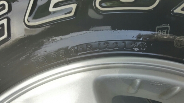 ขาย แม็ก พร้อมยาง ขอบ15 isuzu