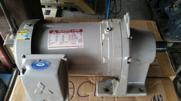 มอเตอร์เกีย mitsubishi 1 hp 380 v s.f. 1:53