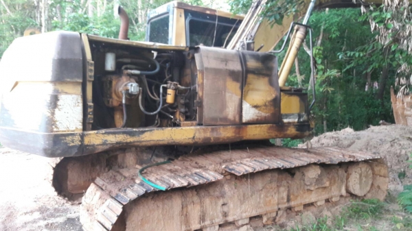 ขายCat320V1สภาพสวยพร้อมใช้ สนใจติดต่ออ๊อฟพิจิตร086-737-9991 ขายCat320V1สภาพสวยพร้อมใช้ สนใจติดต่ออ๊อฟพิจิตร086-737-9991