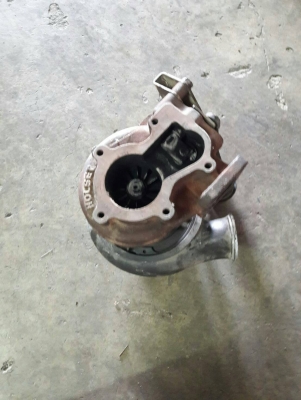 เทอร์โบใส่เครื่องขมิ้น 6BT/4BT 5.9 นำเข้าจากญี่ปุ่น