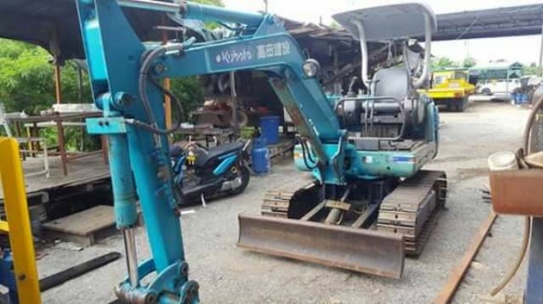 รถขุด KUBOTA KH-025 ปั้มนิ้ว คอลโทลสั้น เครื่องสวยมาก เก่านอกแท้ รถขุด KUBOTA KH-025 ปั้มนิ้ว คอลโทลสั้น เครื่องสวยมาก เก่านอกแท้