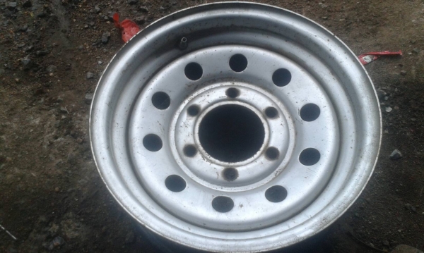 กะทะบรรทุกเพลาเดิม  ดีแมค ขอบ14  6 รู 114 มือสอง 2 อัน ขาย 2500 บาท