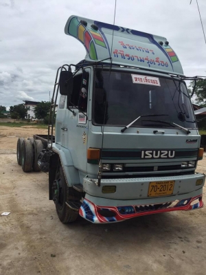 ขายนางฟ้า 195 ลากแชทซี สภาพดีครับ ยางเต็ม คุยได้นิดหน่อยครับ