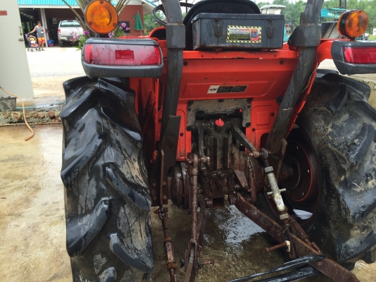 ขายคูโบ้ต้า 36 แรง ปี 56 พร้อมใบมีดดันหนัาตราช้าง เครื่องเกียท้ายดี เพราหน้าใช้งานได้ปกติ