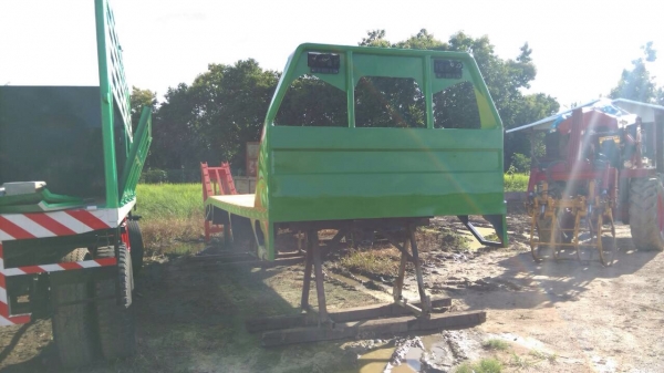 ขายหางเทเลอร์รถเกี่ยวต่อมาใหม่ แชสซีกว้าง 85 ซม ช่วงยาว 6.80 เมตร ขายหางเทเลอร์รถเกี่ยวต่อมาใหม่ แชสซีกว้าง 85 ซม ช่วงยาว 6.80 เมตร