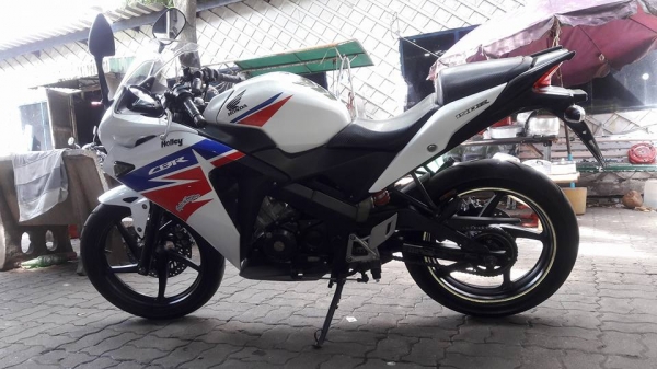 ขายลูกเดียว CBR150R หัวฉีด ปี2556 เปิดขายทุกวัน