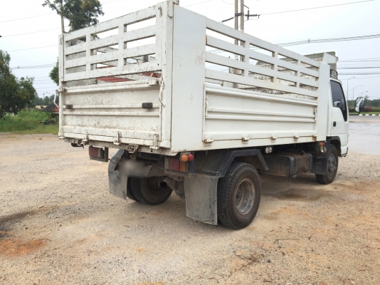 รถอีซูซุ 6 ล้อดั้ม NPR เปลื่ยนเครื่อง 135 แรงม้า. ปี 39. สนใจติดต่อ 081 - 6079515 รถอีซูซุ 6 ล้อดั้ม NPR เปลื่ยนเครื่อง 135 แรงม้า. ปี 39. สนใจติดต่อ 081 - 6079515