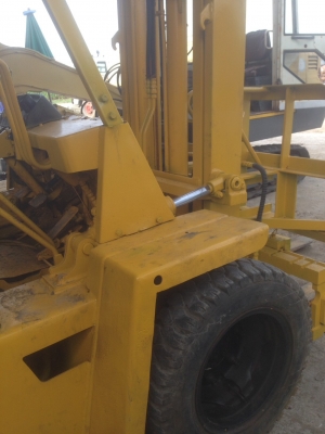 รถ forklift komatsu 7 FD25