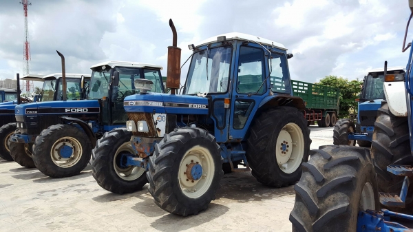 ฟอร์ดตระกูล 10 (5610/6610/7610/7810)